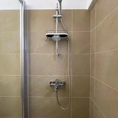 National Arena Mega Mall Elana Appartement