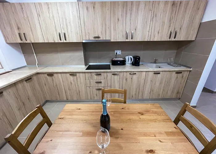 National Arena Mega Mall Elana Διαμέρισμα